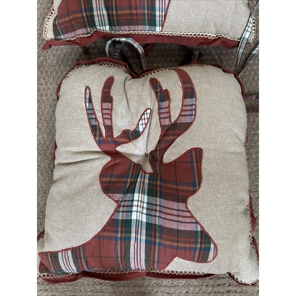 Pier One Imports Christmas Holiday Plaid Reindeer Chair Cushions Pillow 16